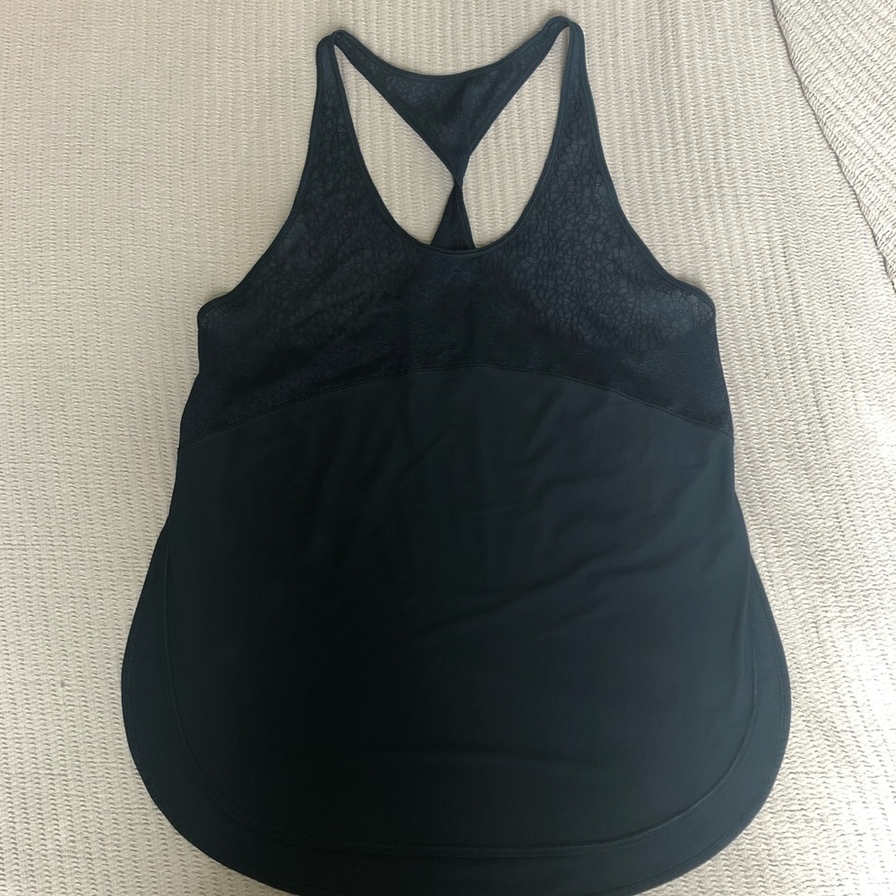 Lululemon tank top - Picture 2 of 5